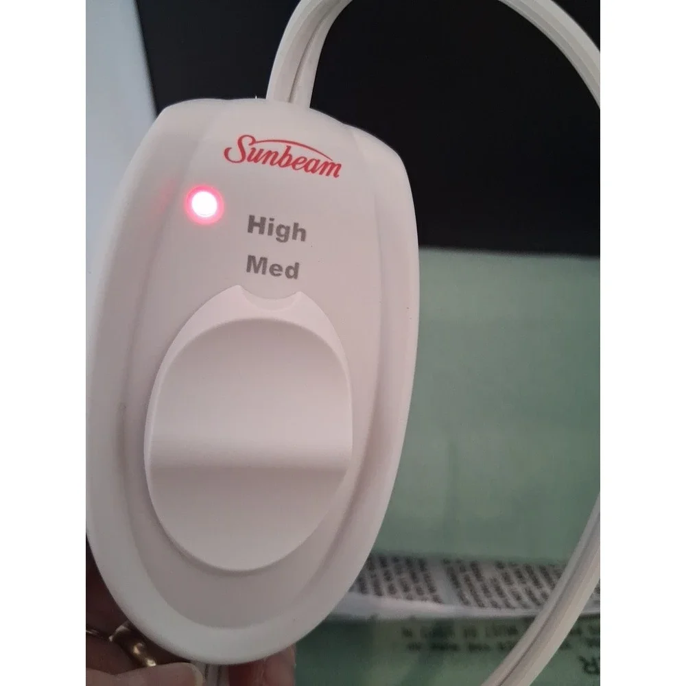 2023 Sunbeam King Size Heating Pad 12 IN x 24 IN‎ Heating Pad with Cover